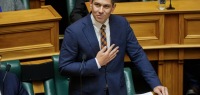 【先驱自媒】火了！国家党这名小伙，一通演讲震憾朝野！网友惊呼：新西兰未来总理……