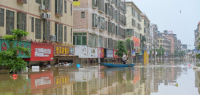 广东本轮强降雨致多地受灾 有民房积水超2米
