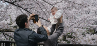 日本2023年新生儿数量逾75万人 创历史新低